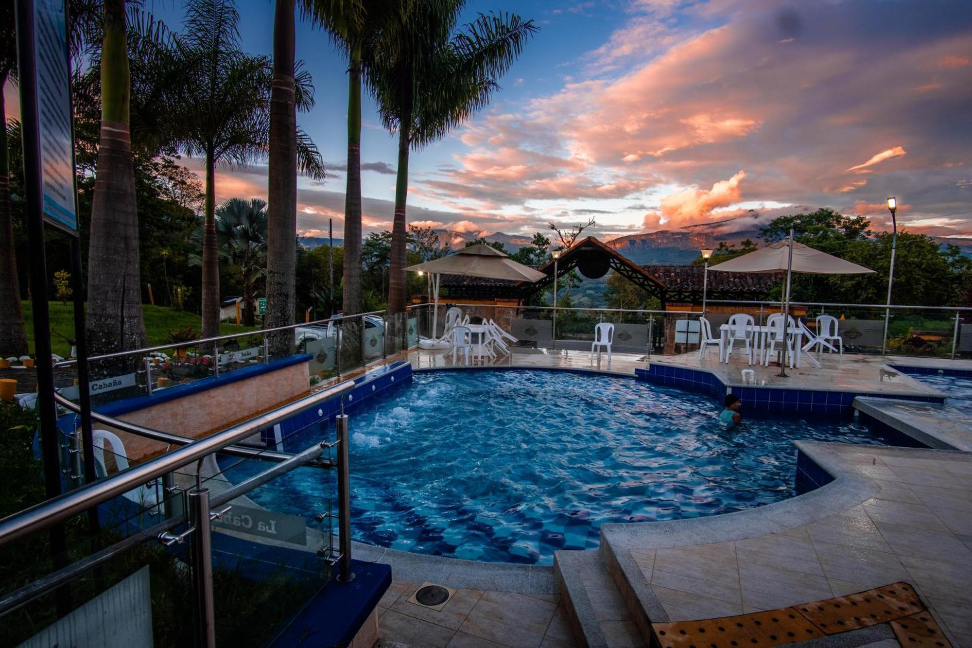 La Cabana Miraflores Екстериор снимка