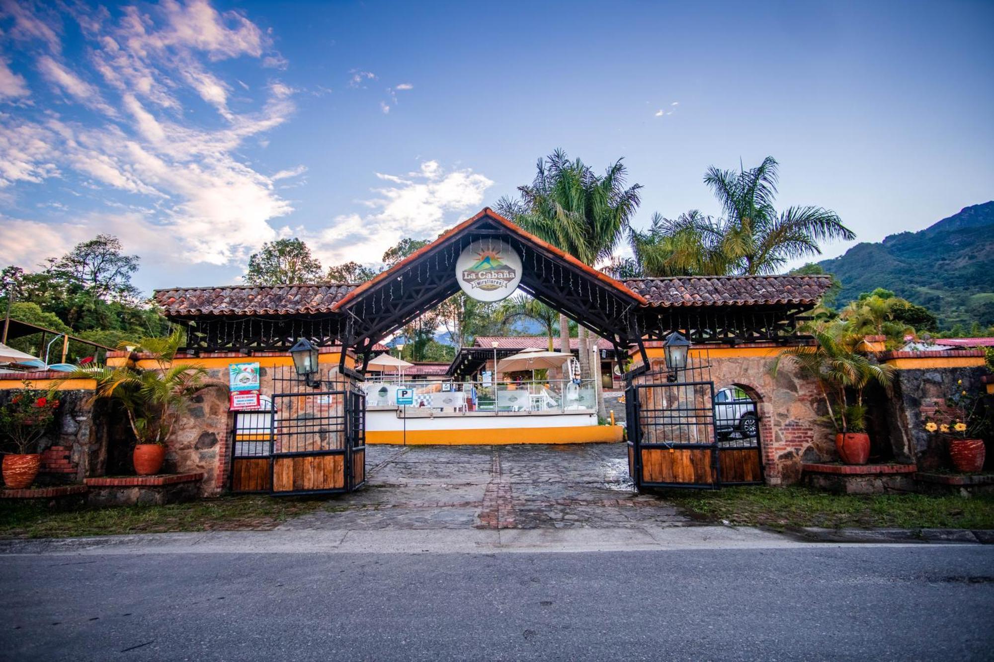 La Cabana Miraflores Екстериор снимка